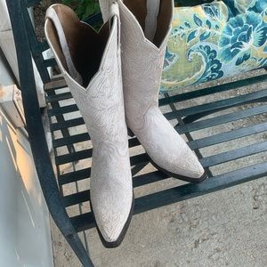 Ariat Sterling Crackled White Cowboy Boot